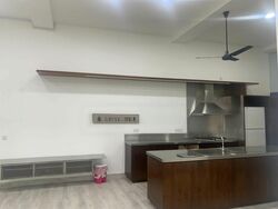 Shrewsbury Road (D11), Terrace #443203191